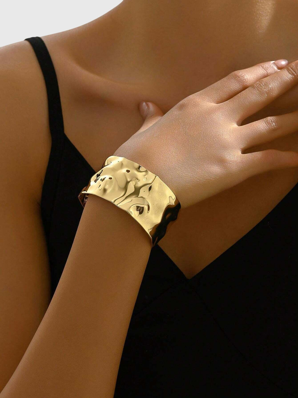 Audrey | Pulsera Martillada