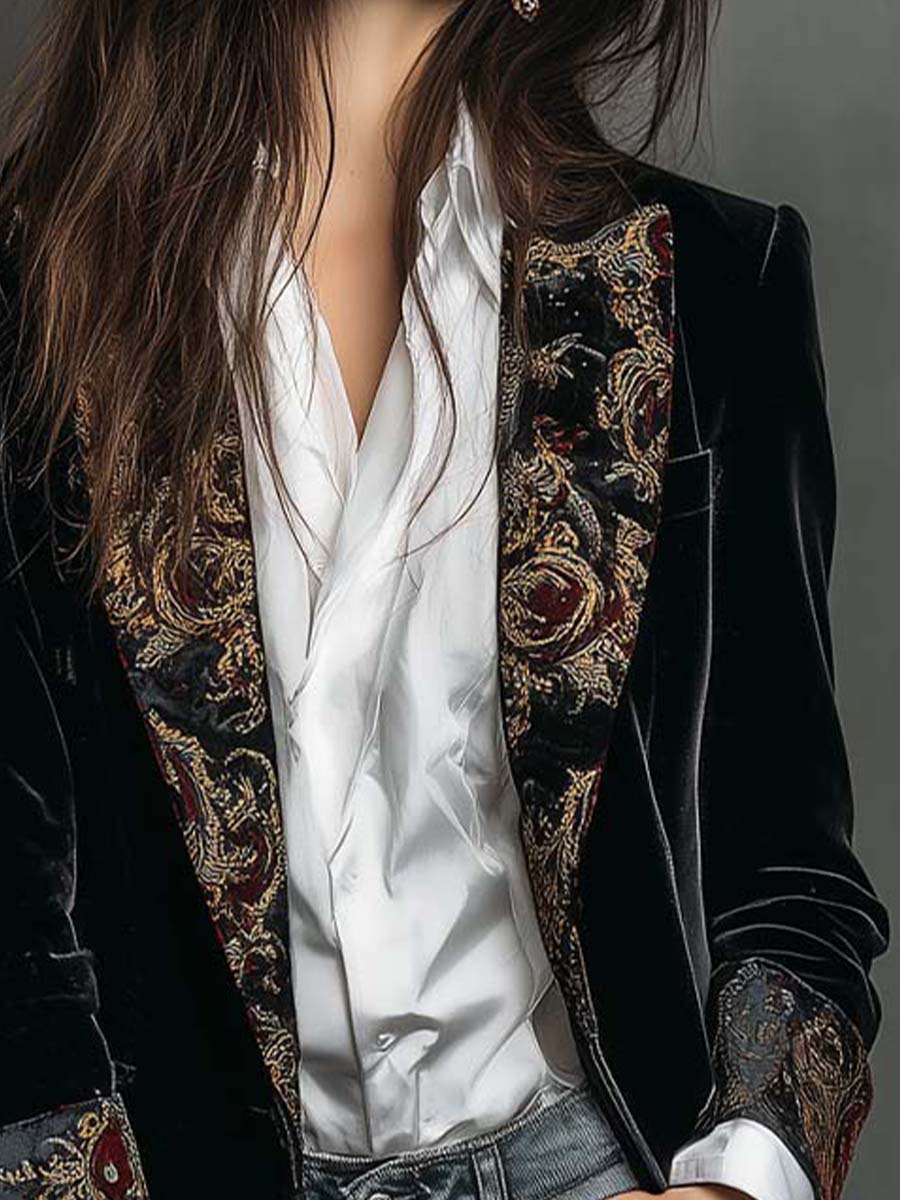 Leontina | Blazer Entallado con Estampado Barroco Negro
