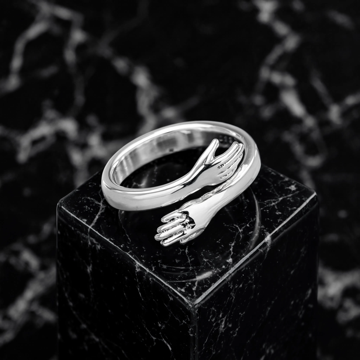 Baguet – Anillo ajustable con forma envolvente