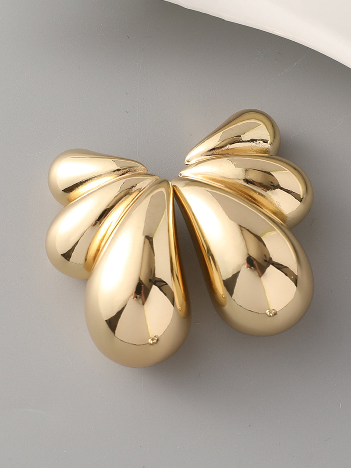 Demi | Pendientes de Perno en Forma de Ala de Mariposa