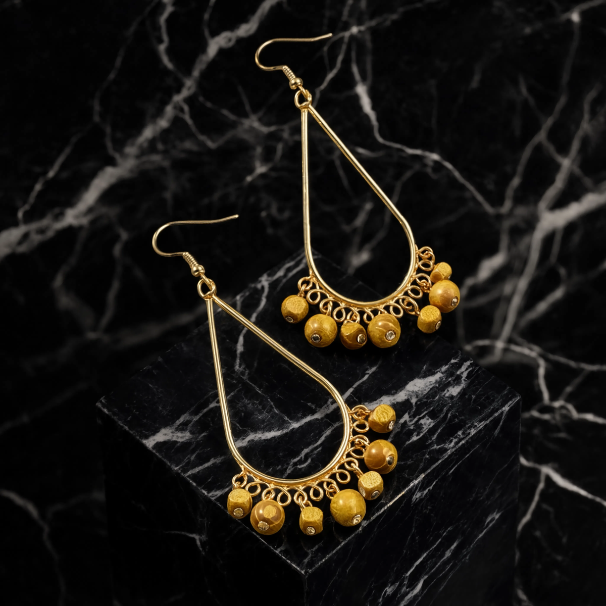 Solira – Pendientes de gota vintage con elementos de madera