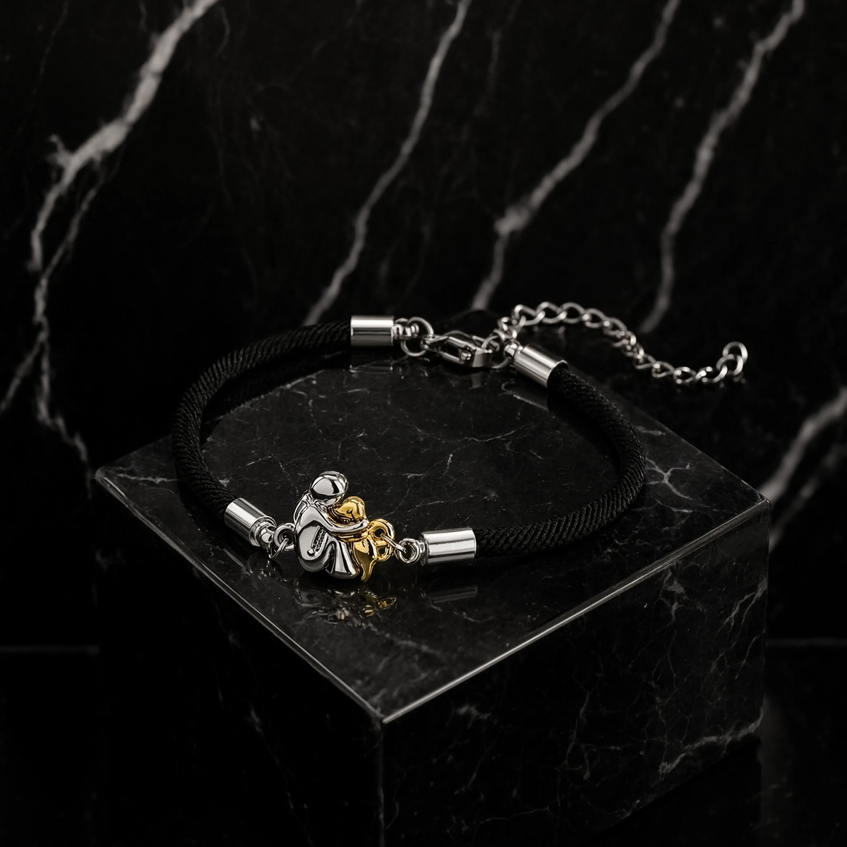 Elisa - Pulsera con cordón e ícono de perro
