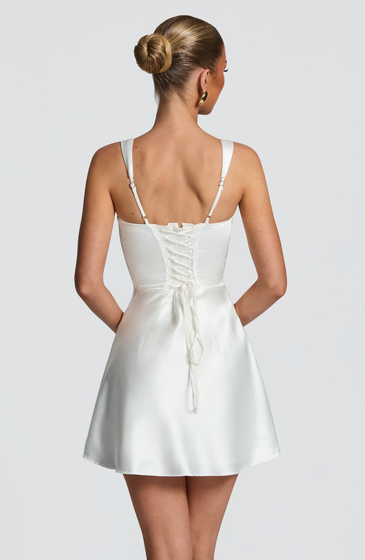 Carlota™ - Vestido Corto de Satén
