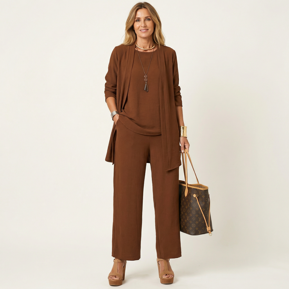 Beatriz | Conjunto Minimalista de Tres Piezas