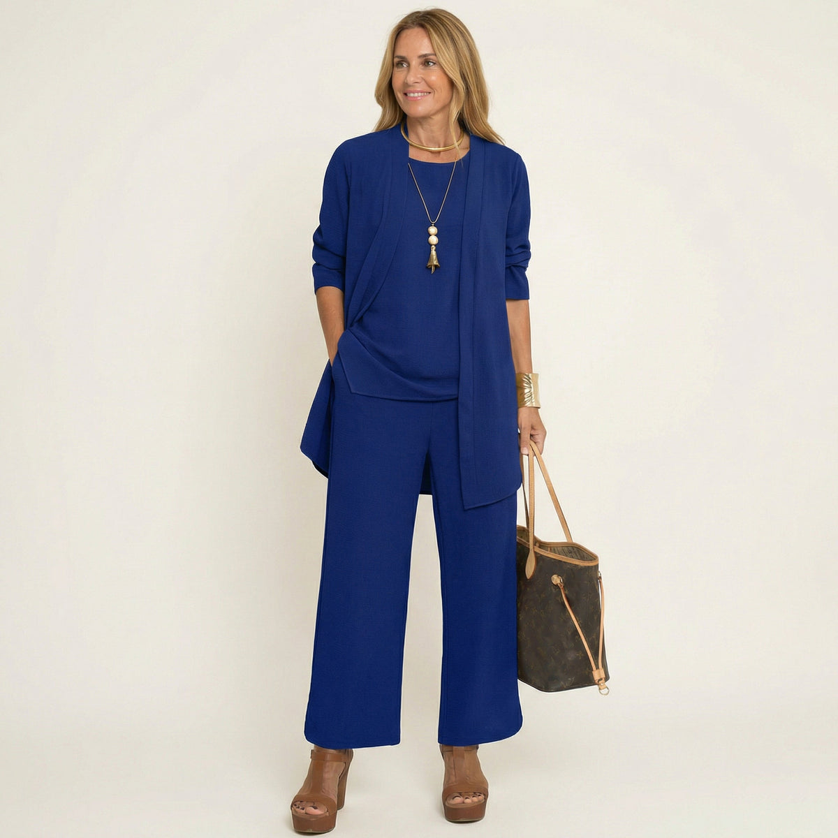Beatriz | Conjunto Minimalista de Tres Piezas