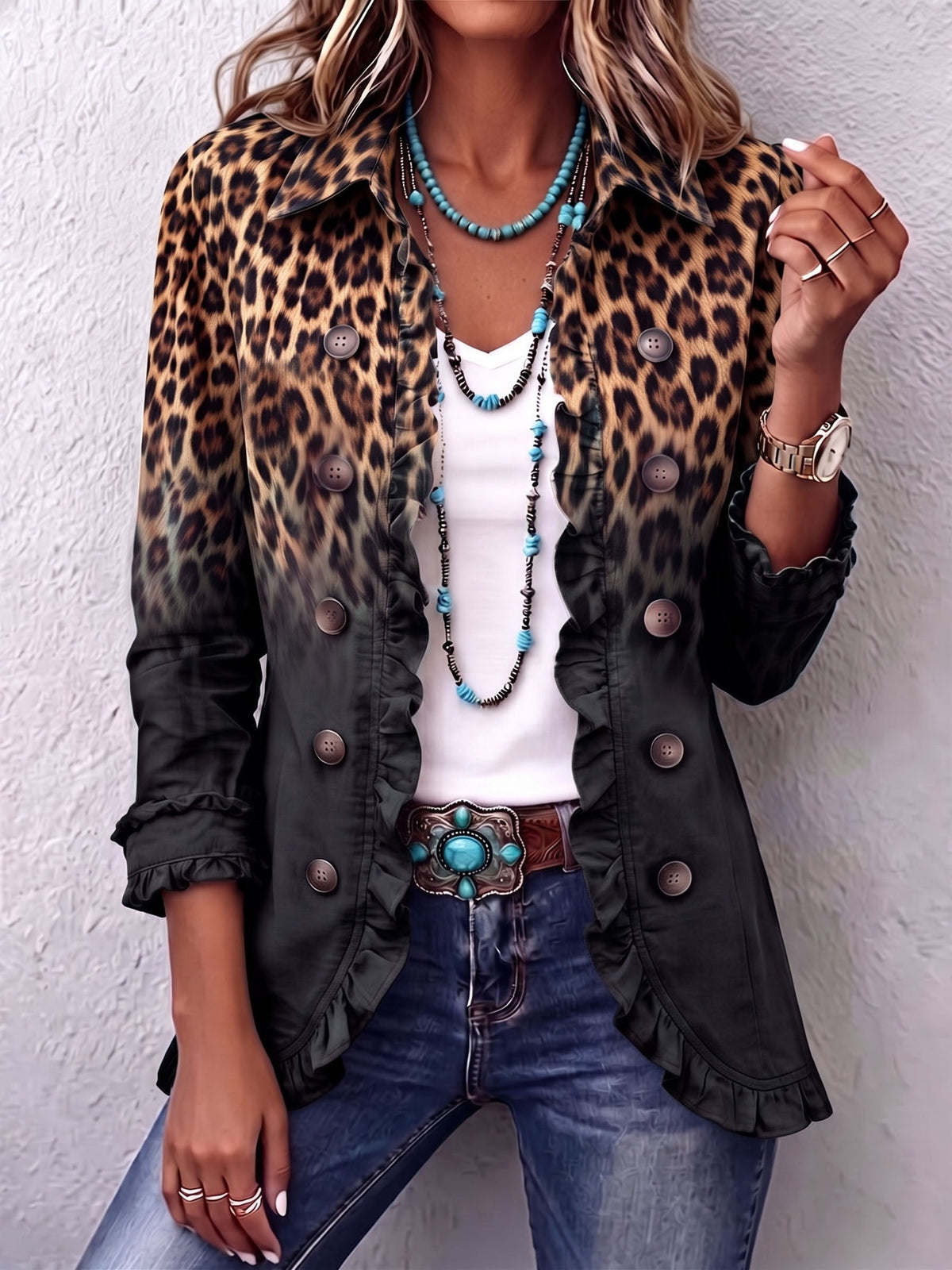 Elsa | Chaqueta de Corte Sastre Negra con Estampado de Leopardo y Volantes