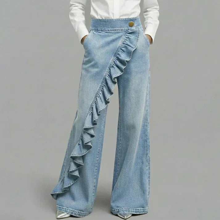 Violeta - Pantalones vaqueros asimétricos con volante y pierna ancha